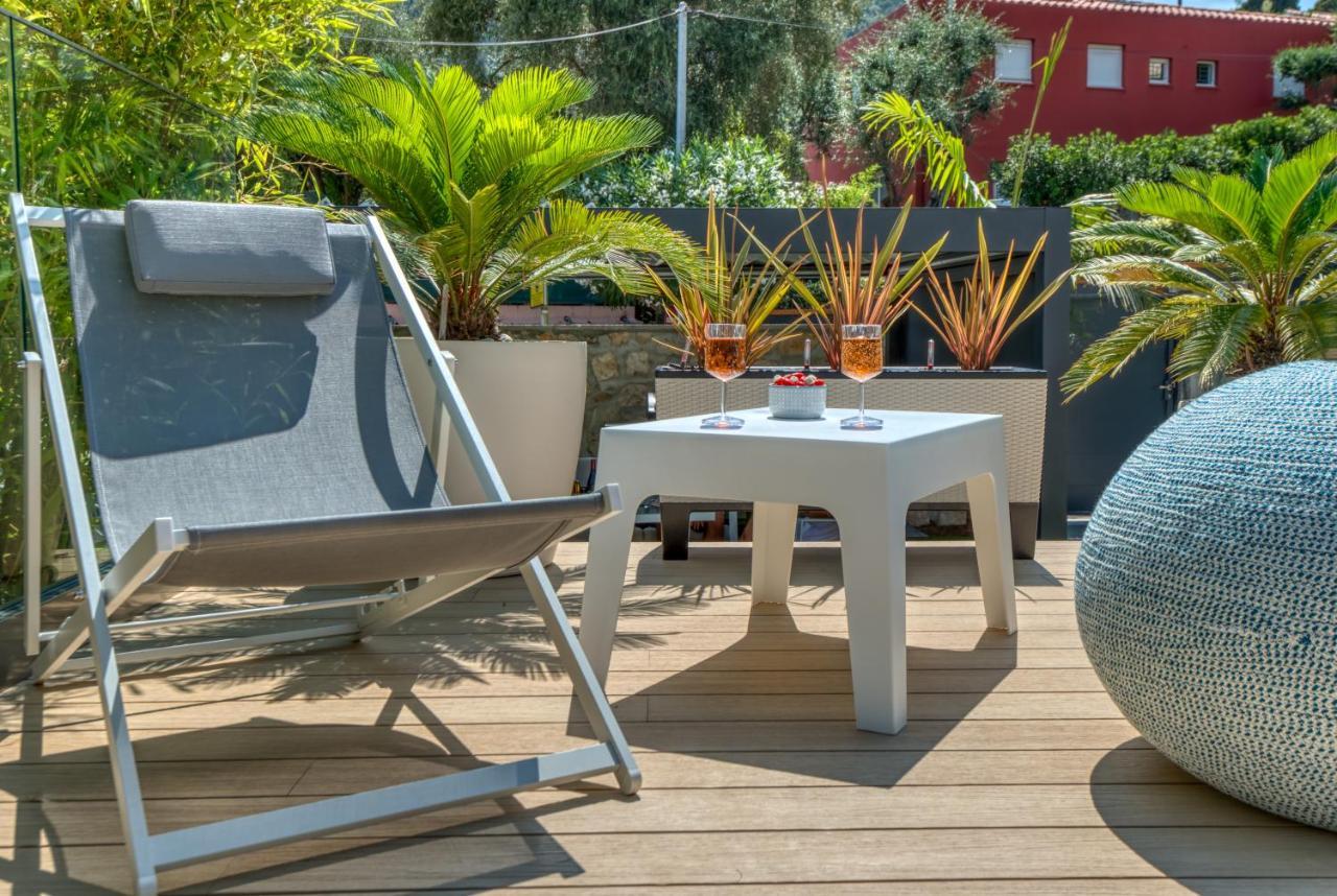 Deluxe Villa Graziella 200 M From The Beach Eze Exterior photo