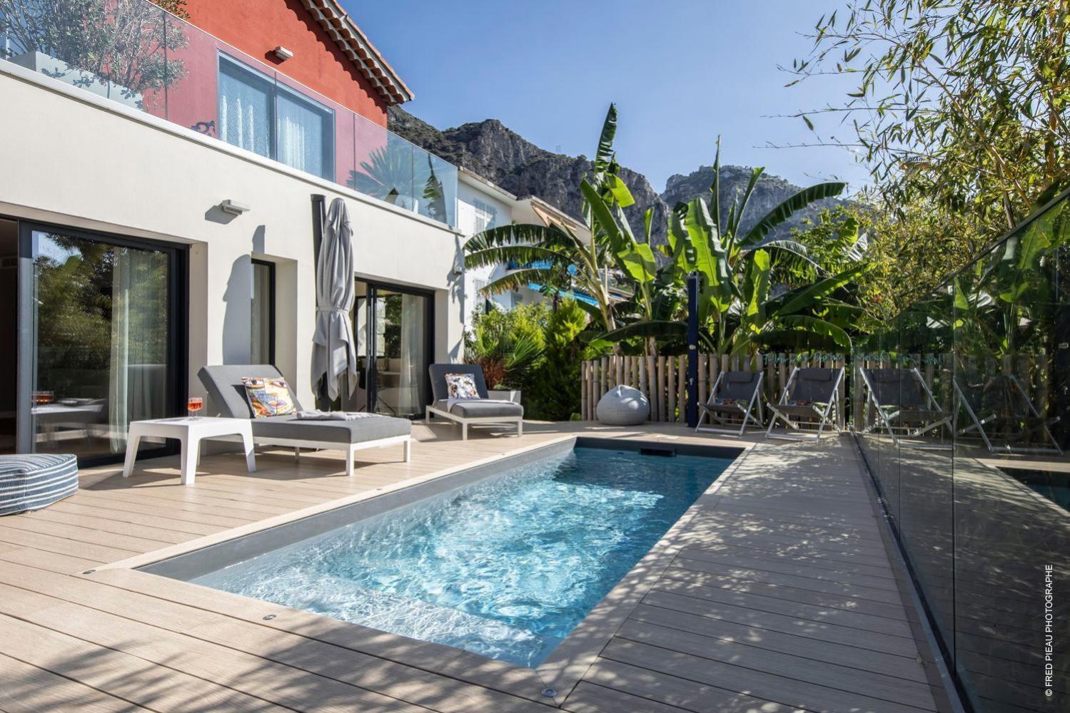 Deluxe Villa Graziella 200 M From The Beach Eze Exterior photo